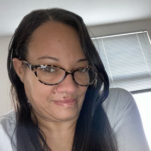 Meet your Posher, Leanne